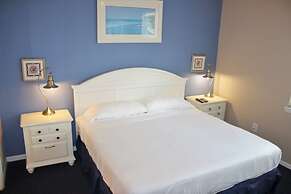 Runaway Beach 3007 B18.102