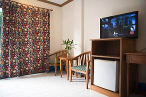 Kata Sun Beach Hotel