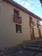 Munay Tika Family House