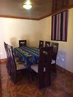 Munay Tika Family House