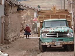 Munay Tika Family House