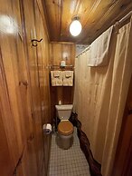 Eagle Nest Fly Shack and Lodge