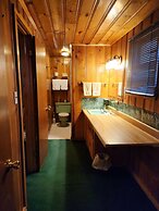 Eagle Nest Fly Shack and Lodge