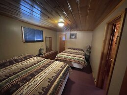 Eagle Nest Fly Shack and Lodge