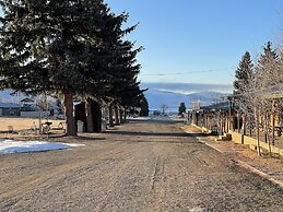 Eagle Nest Fly Shack and Lodge