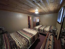 Eagle Nest Fly Shack and Lodge