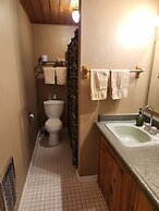 Eagle Nest Fly Shack and Lodge