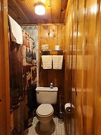 Eagle Nest Fly Shack and Lodge