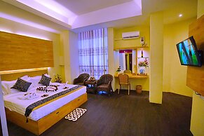 Relax Mandalay Hotel