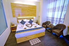 Relax Mandalay Hotel