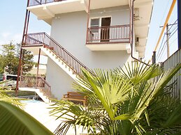 Gostevoy Dom na Glavnoy