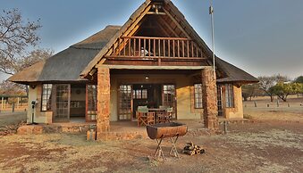 Mangwa Valley Game Lodge & Spa