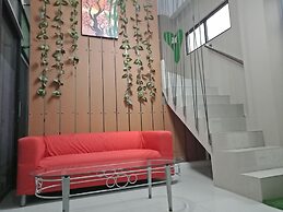 Bogor Cabin Inn - Hostel