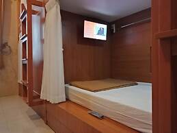 Bogor Cabin Inn - Hostel