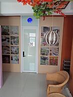 Bogor Cabin Inn - Hostel