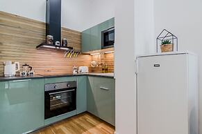 Zizkov APT Prague by Michal&Friends