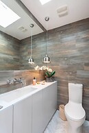 Beautifully Designed Palos Verdes Villa w/ Private Beach and Stunning