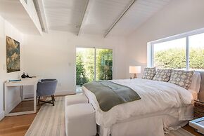 Beautifully Designed Palos Verdes Villa w/ Private Beach and Stunning