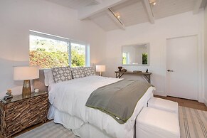 Beautifully Designed Palos Verdes Villa w/ Private Beach and Stunning
