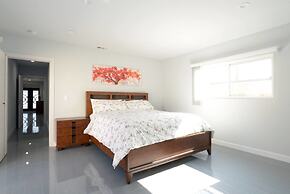 Bright Spacious Family House Near Universal Studios