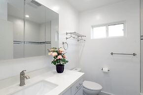 Bright Spacious Family House Near Universal Studios