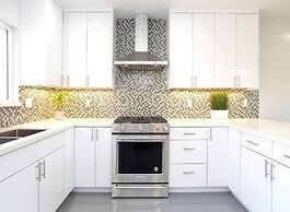 Bright Spacious Family House Near Universal Studios