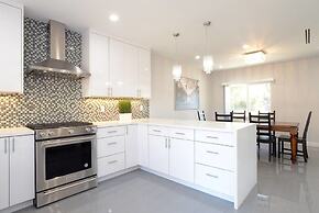 Bright Spacious Family House Near Universal Studios