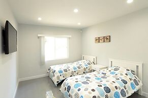 Bright Spacious Family House Near Universal Studios