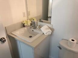 Brand NEW Luxury Spacious 3bdr Townhome Close to 3rd St