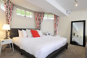 LUX Suites in the Heart of Santa Monica