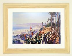 LUX Suites in the Heart of Santa Monica