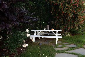 LUX Suites in the Heart of Santa Monica