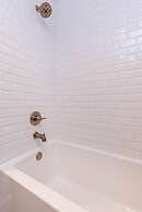 Newly Remodeled 3 BDR House Near Dodgers Stadium