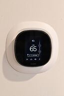 Newly Remodeled 3 BDR House Near Dodgers Stadium