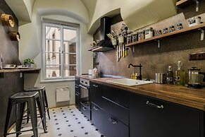 Old Town square APT by Michal&Friends