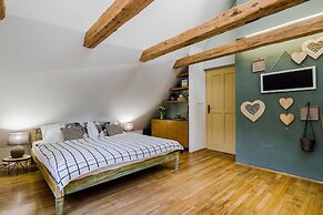 Old Town square APT by Michal&Friends