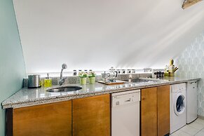 Old Town square APT by Michal&Friends