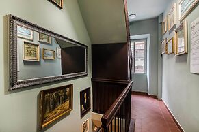 Old Town square APT by Michal&Friends