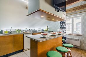 Old Town square APT by Michal&Friends