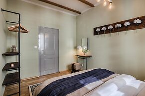 Old Town square APT by Michal&Friends