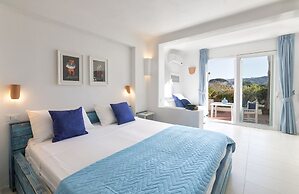 Ravino Secret Retreat