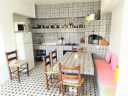 Ravino Secret Retreat