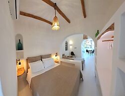 Ravino Secret Retreat