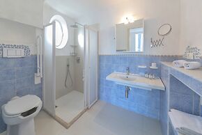 Ravino Secret Retreat