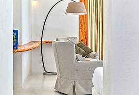 Ravino Secret Retreat