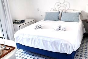 Ravino Secret Retreat
