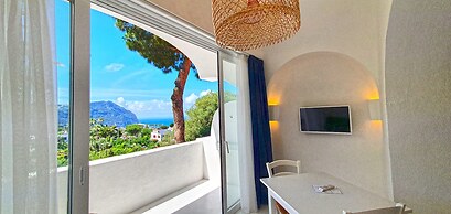 Ravino Secret Retreat