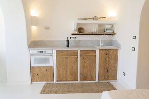 Ravino Secret Retreat