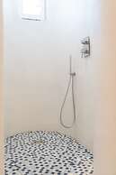 Ravino Secret Retreat