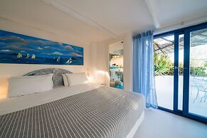 Ravino Secret Retreat